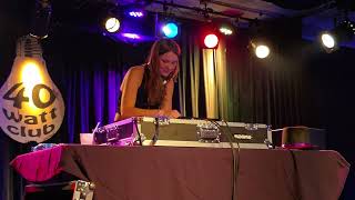 Izzy, Doing Izzy Things