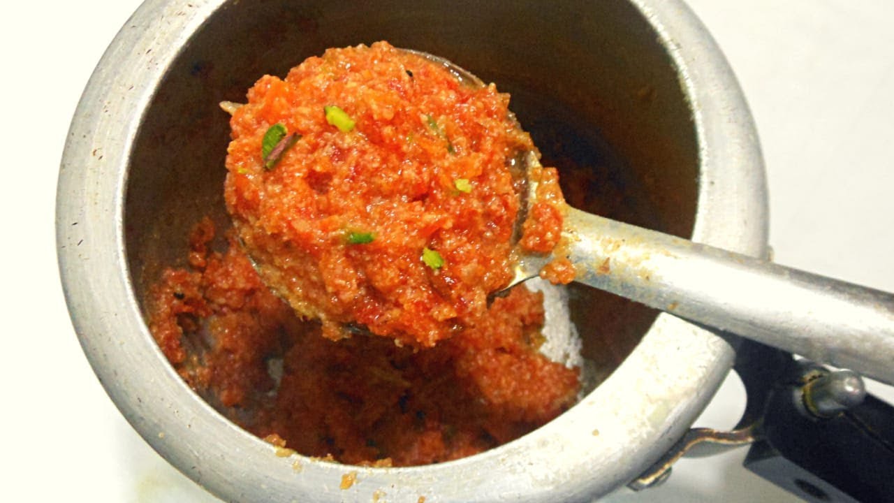 गाजर को बिना घिसे कुकर में बनाये स्वादिष्ट गाजर का हलवा with Secret Tips & Tricks Gajar ka Halwa