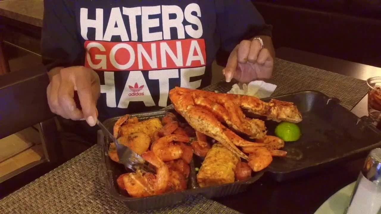 DemButlers presents Aunt Irene's Kitchen Black Box Review YouTube