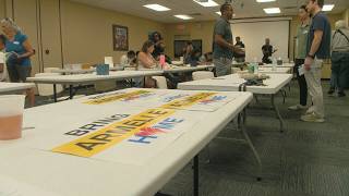 Community hosts gathering in Clark County to support mother detained by ICE screenshot 1
