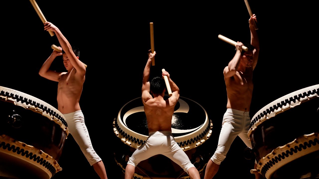 打男　DADAN  鼓童　KODO 写真集 鼓童 写真集『DADAN 』岡本隆史 和太鼓 打男 男性 筋肉 肉体美