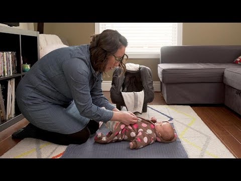 वीडियो: क्या नवजात शिशु स्नोसूट पहन सकते हैं?