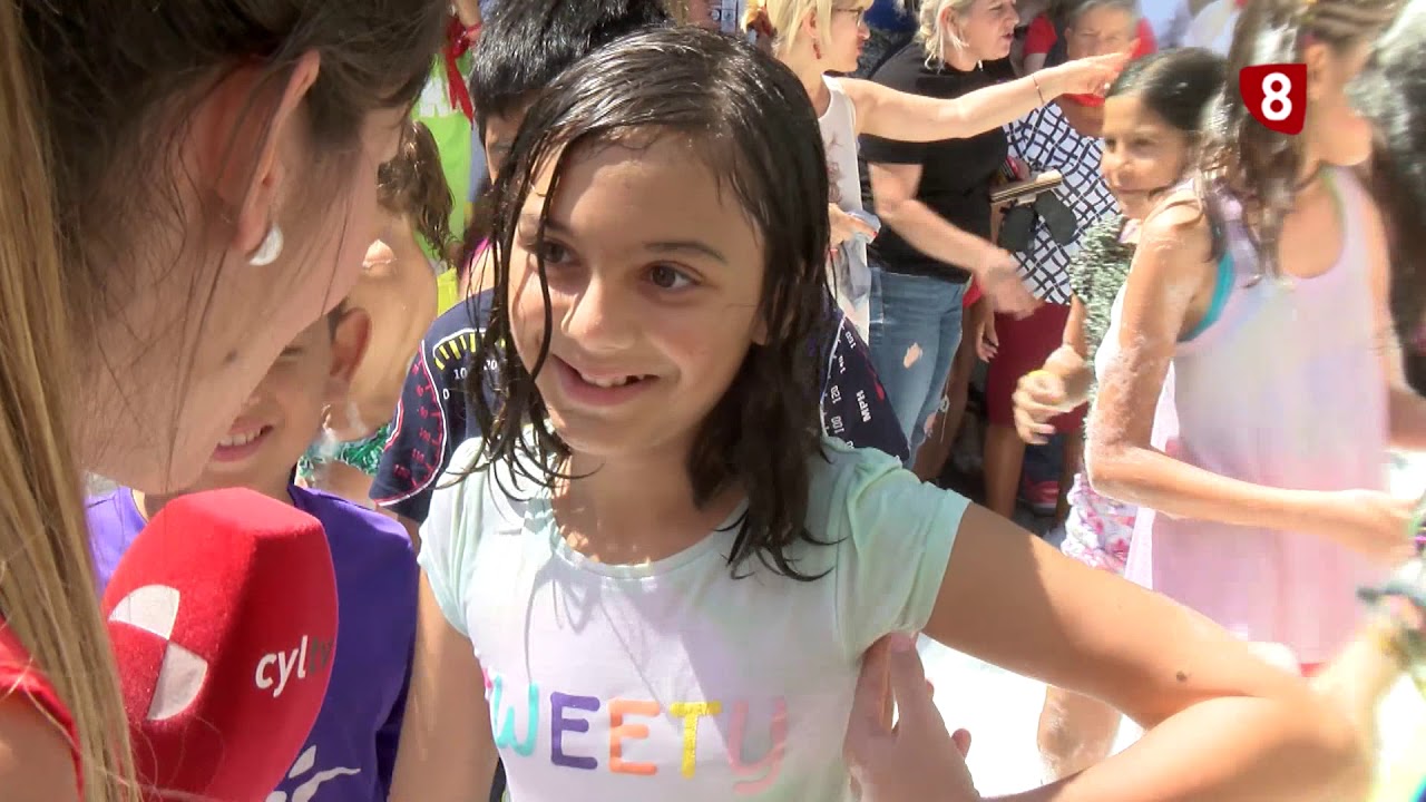 Fiesta de la espuma Cuéllar