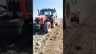 Kubota M135 Gx 2 Uydu Destekli̇ Sürüş Si̇stemi̇