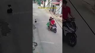 Lần này may gặp 2 chú tốt bụng 😨 #canhbao #antoan #mayman #viectot #giadinh #treem
