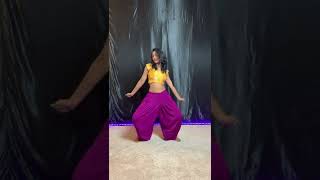 Waacking Tutorial - Ringa Ringa | DanceWithAbby