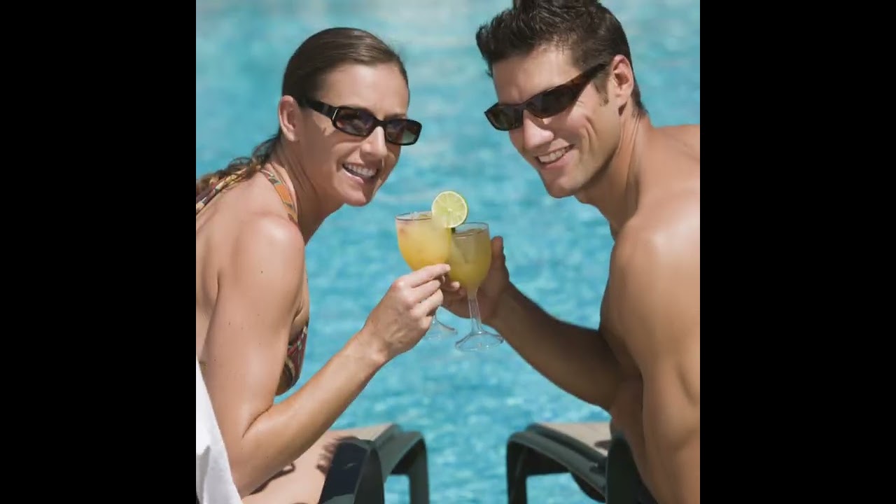 😎 @elklookeyewear. Geek chic? More like geek sleek. 🤓 