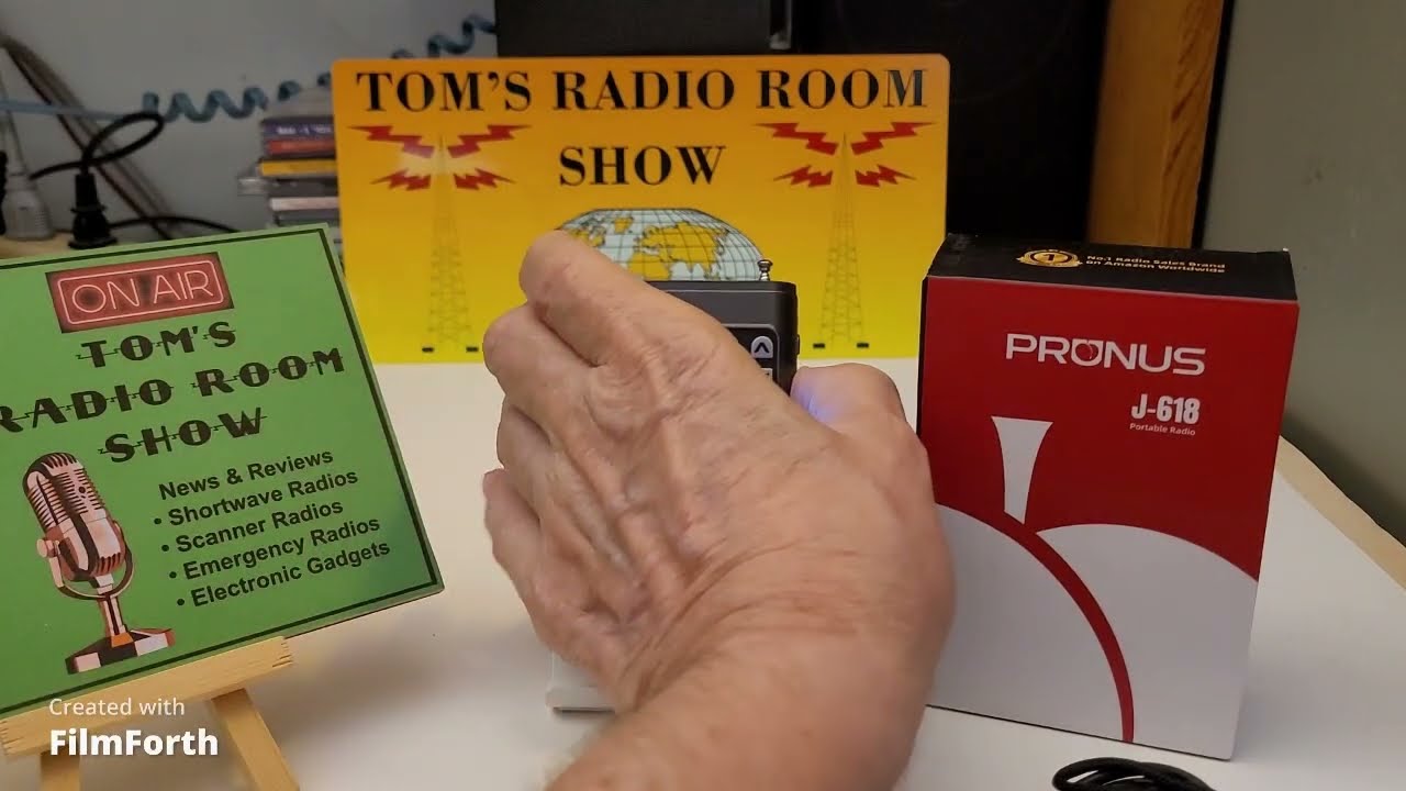 TRRS #2579 - Incredible Portable Radio With BT Transmit - PRUNUS J-618