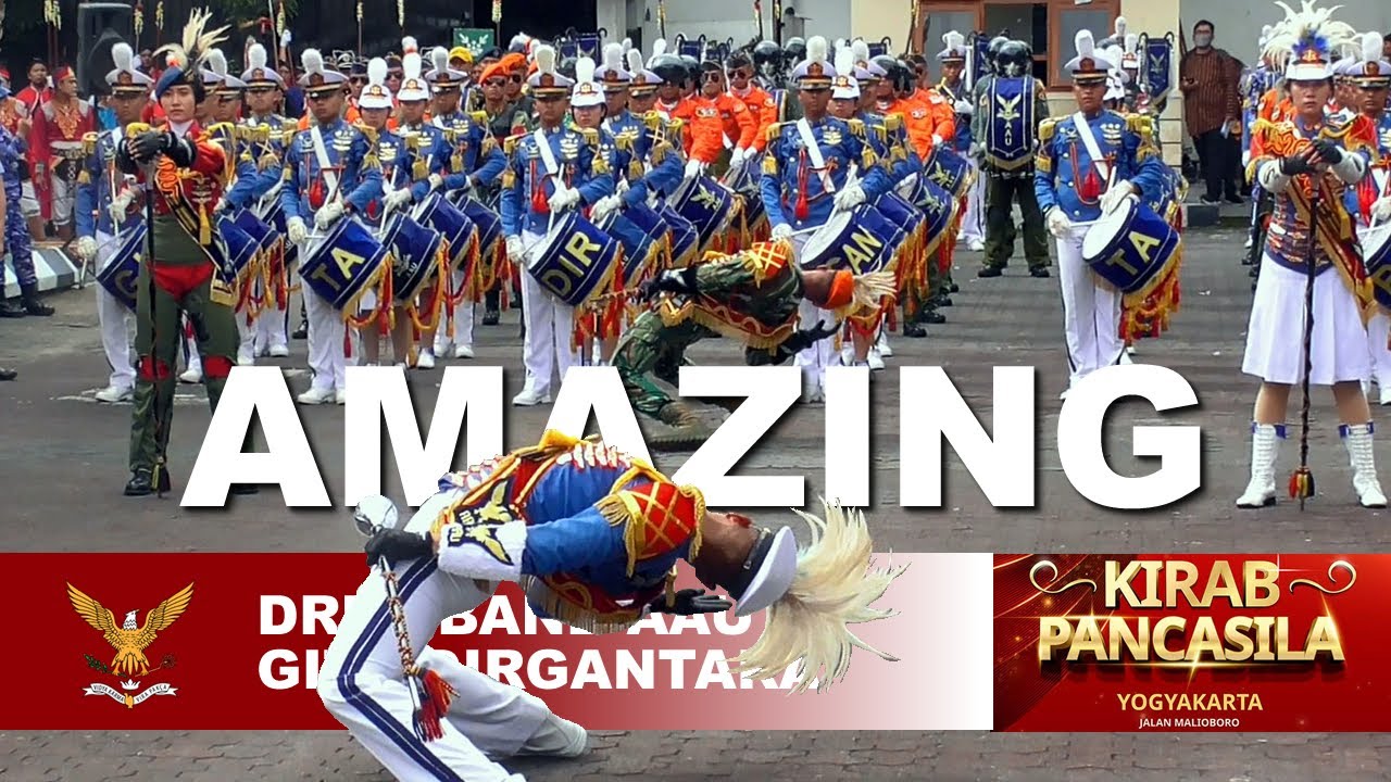 AMAZING 🔥 DRUMBAND AAU GITA DIRGANTARA - KIRAB PANCASILA 2022 MALIOBORO YOGYAKARTA