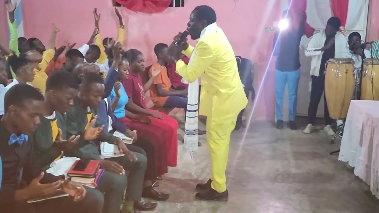 OU PAKA ECHWE PASKE OU GEN YON PROFESI SOU LAVI OU.