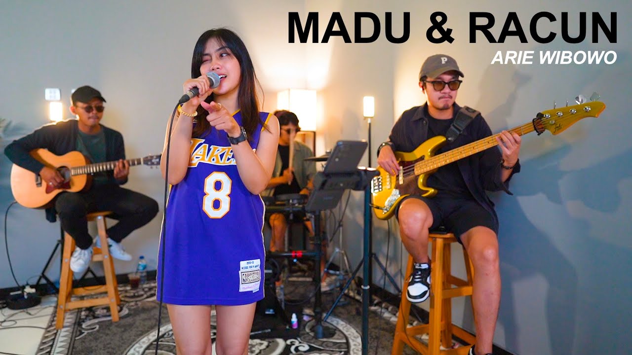 MADU DAN RACUN - ARIE WIBOWO (REGGAE COVER BY SASA TASIA FT. 3 LELAKI TAMPAN)