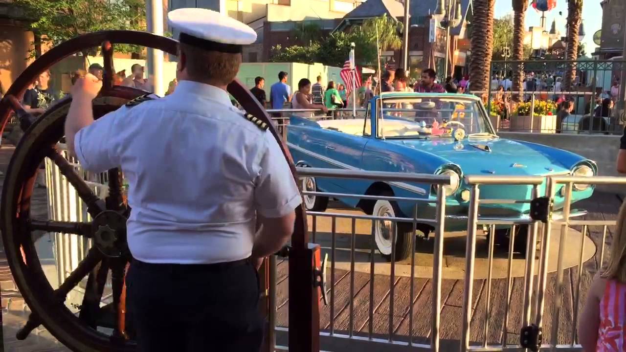 The Boathouse - Amphibicar