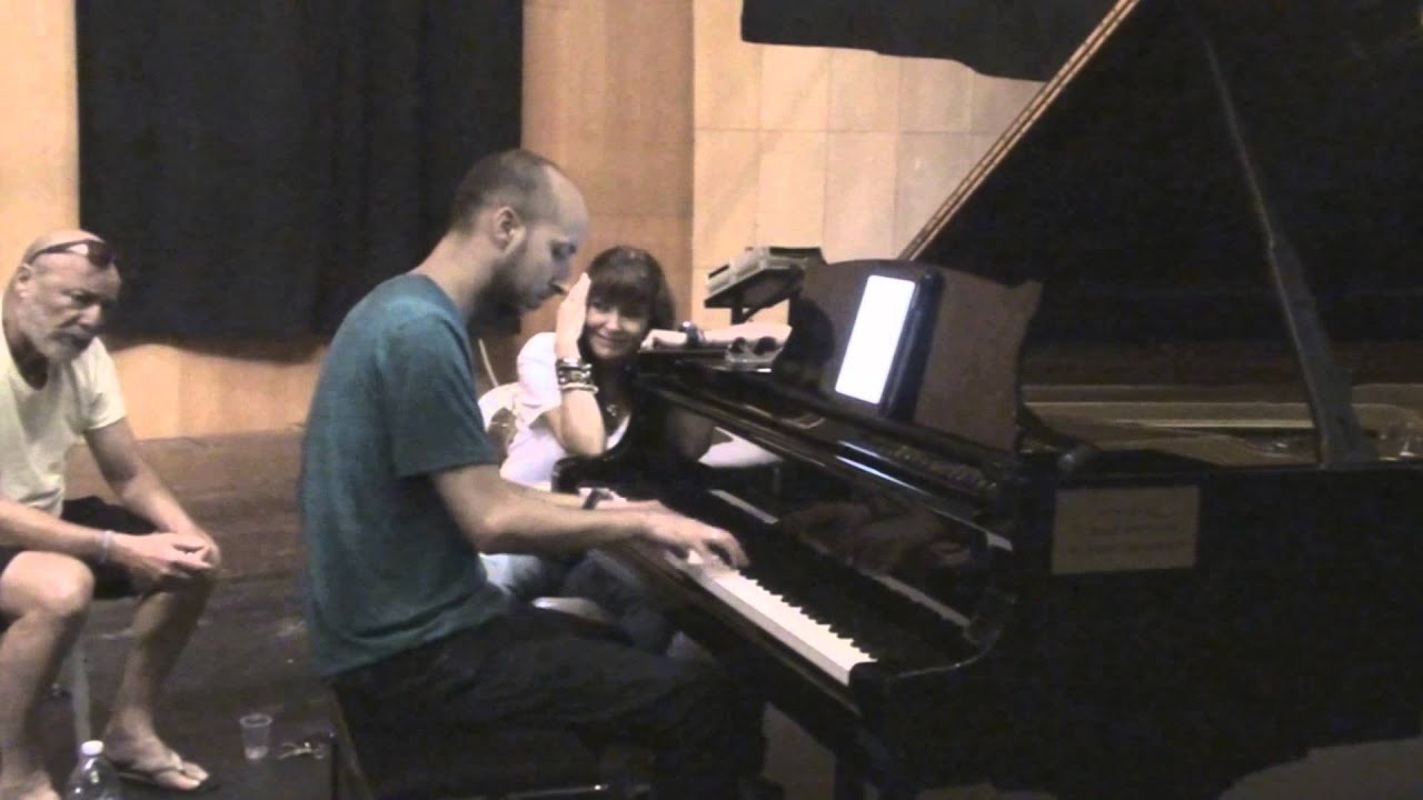 אייל גולן - נגעת לי בלב (גרסת פסנתר)