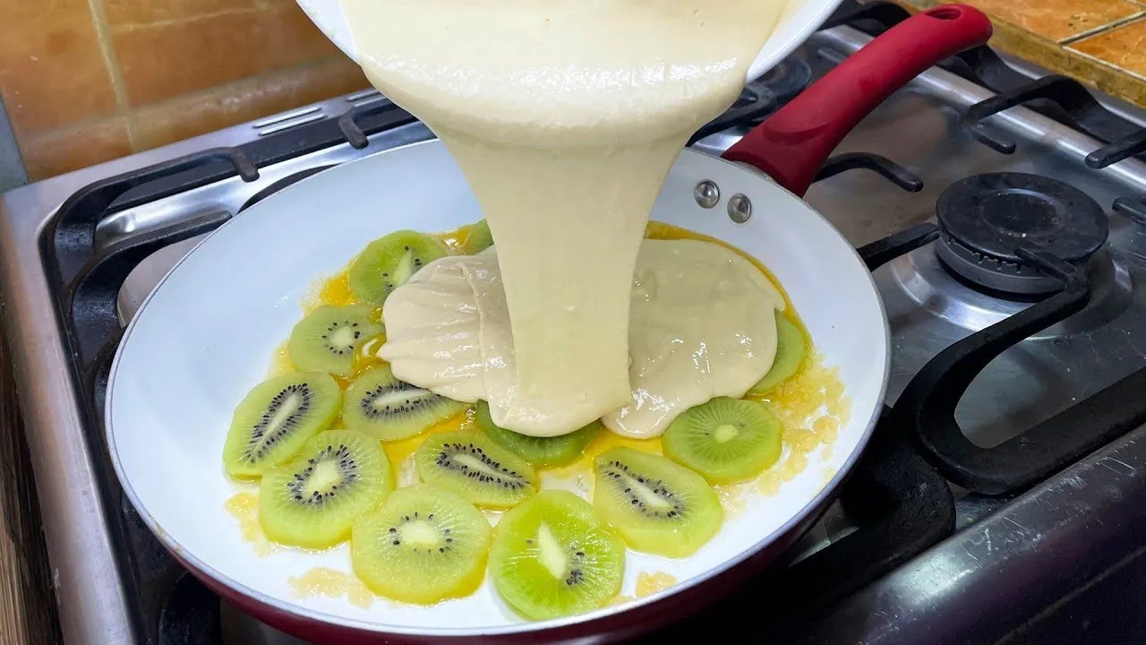 El famoso pastel fácil en MINUTOS, hecho de Kiwi