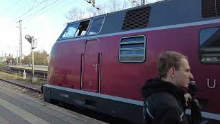 2022 11 26 Weihnachtsmaktexpress V 200 - 033 in Hameln zum Weihnachtsmarktbesuch.