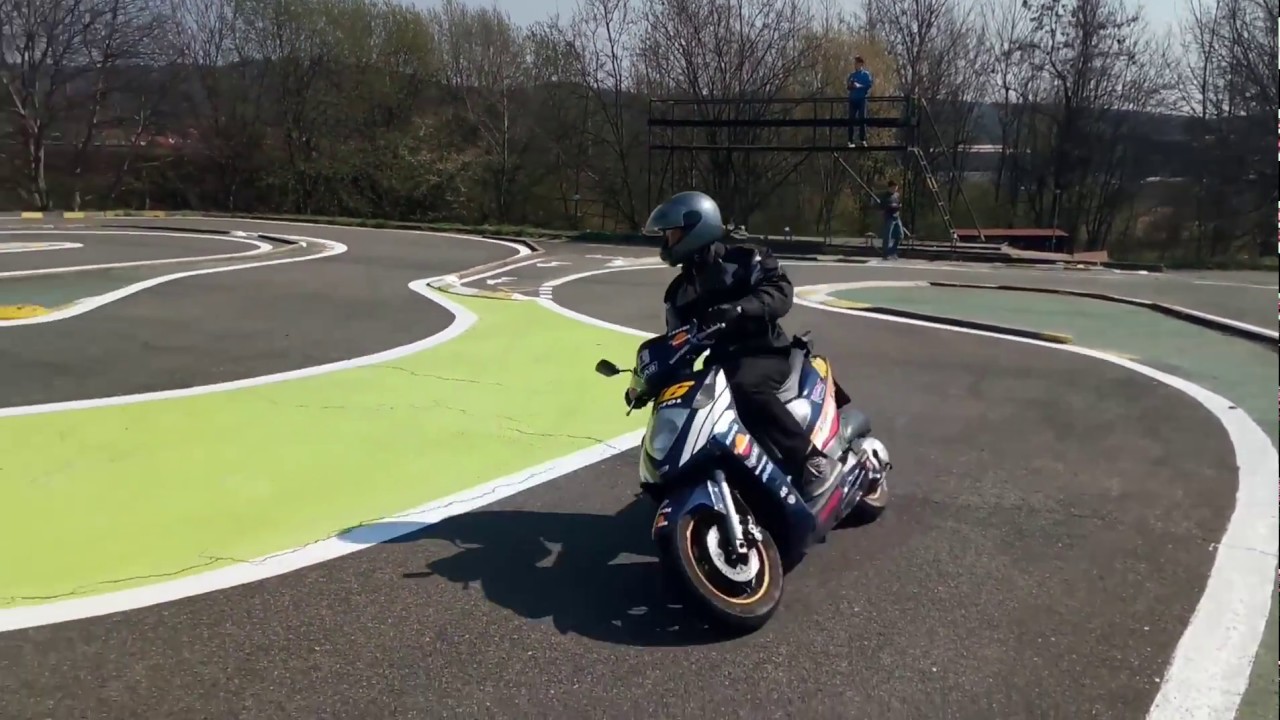 Moto gymkhana scooter YouTube