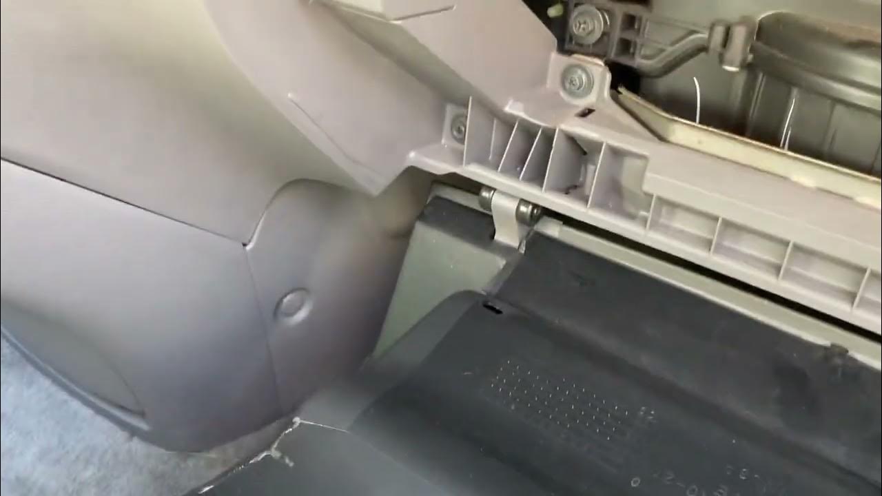 2008 Honda Odyssey Glove Box Removal - YouTube