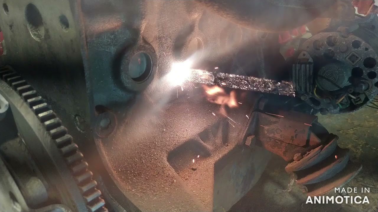 Czyszczenie laserowe silnika