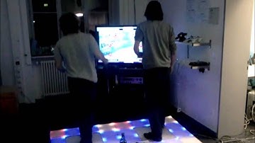 StepMania on Interactive Dancefloor @ AMIV: Cotton Eye Joe
