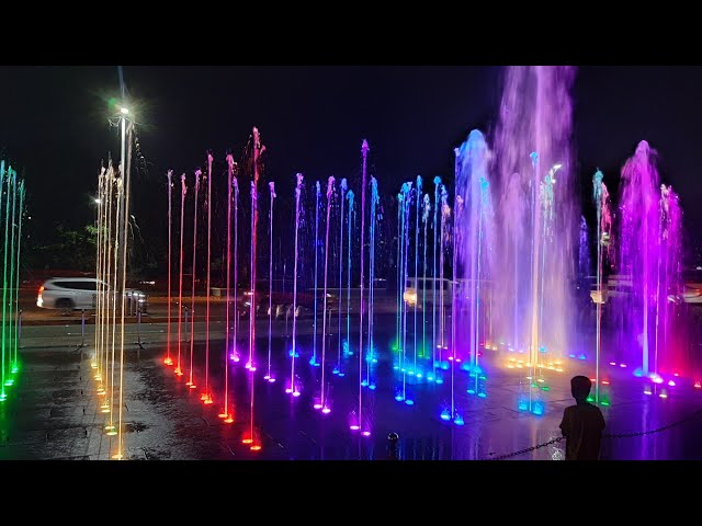 Manila City Hall Night Fountains class=