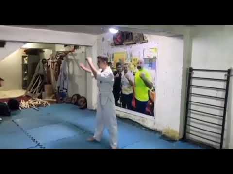 ان كان وصولي لما اريد سيوذيني بلغوا الاذى انني قادم استوري المنشد مؤمل سامي