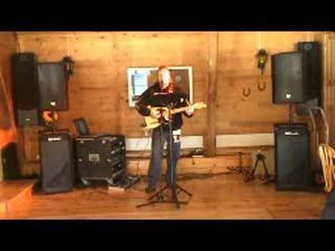 Watch Löwis-Hon ligger vaken (nu som förr) on YouTube