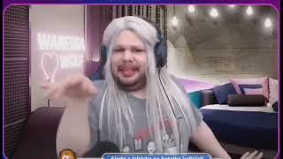 Minha Família Acha Que Sou Hétero - Wanessa Wolf