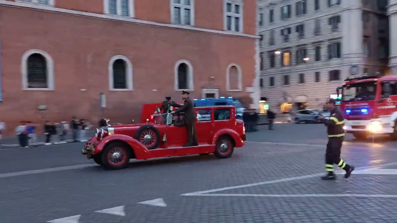 vigili del fuoco IT e europei sfilata Roma Italia
