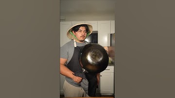 You wok mate. (seasoning wok) #wok