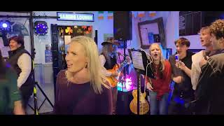 Mr Brightside - Cover - Tevita Napa'a, Muldoon's Irish Bar, Orewa, Auckland, New Zealand, 13/6/26