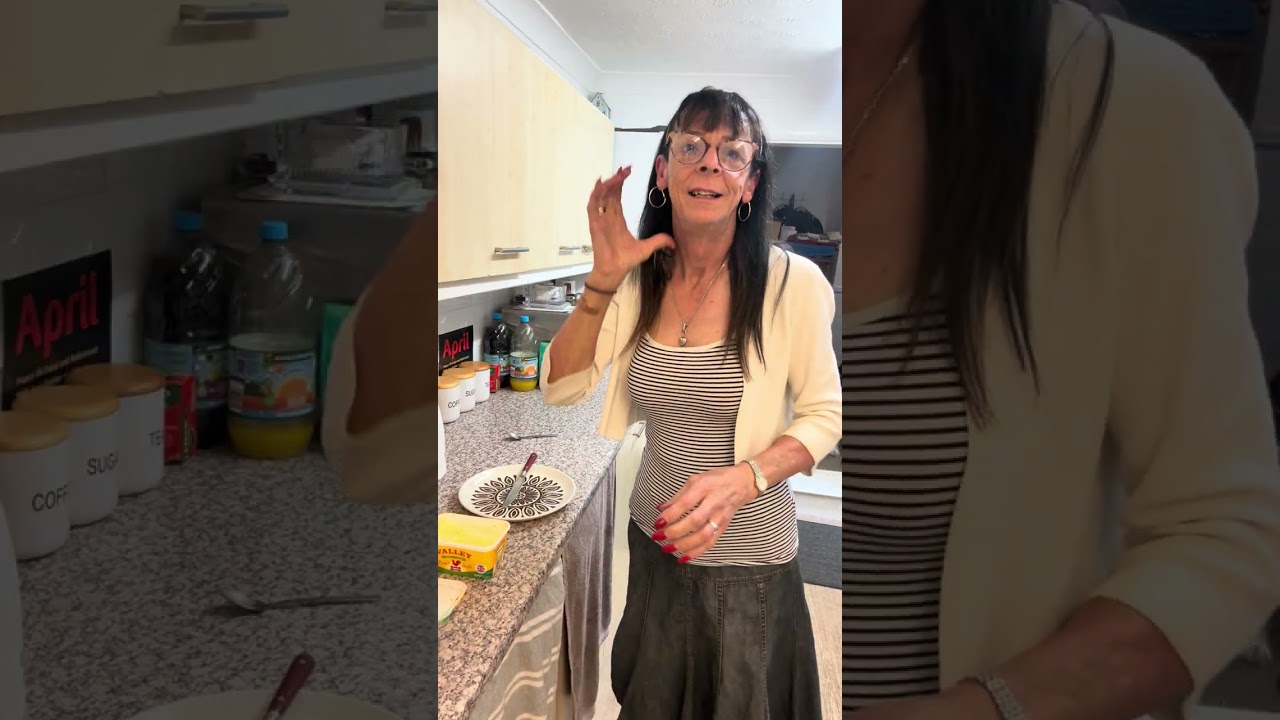 Wonderful Wednesday and it’s a Foggy Start to the day 💋