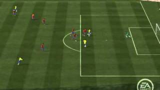 FIFA 11 - How to pass the keeper.