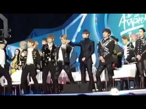 EXO Baekhyun & BTS Taehyung ( V ) Interactions @ 31st Golden Disk Award 170114