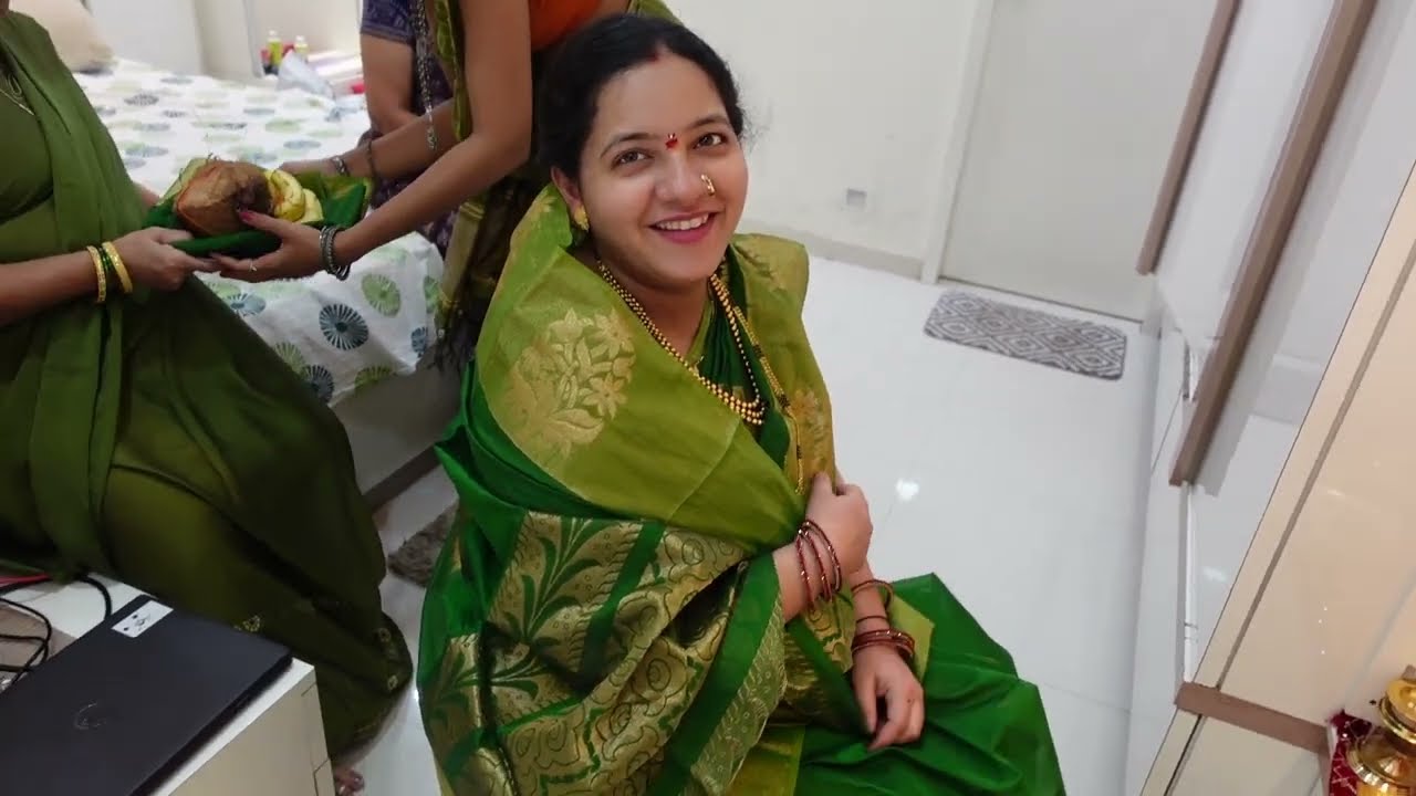 तर असा झाला पीयूचा नव्या महिण्याचा ओटी भरायचा कार्यक्रम! | iPad Unboxing | PriyankaPrakash