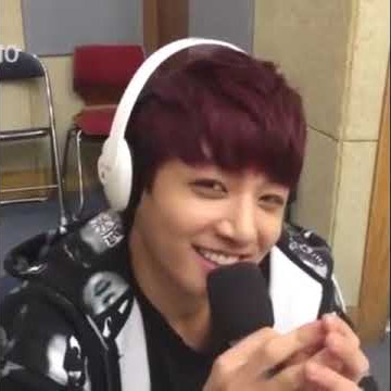 BTS - Jungkook saying NOONA