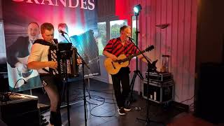 Stone cold ashes med Grandes på Tirsdagsdansen Leirsund 19.9.23 Dansnytt Jan Tore Eriksen