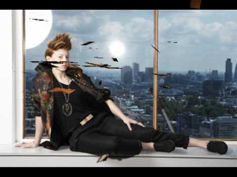 La Roux - Tigerlily (with lyrics)
