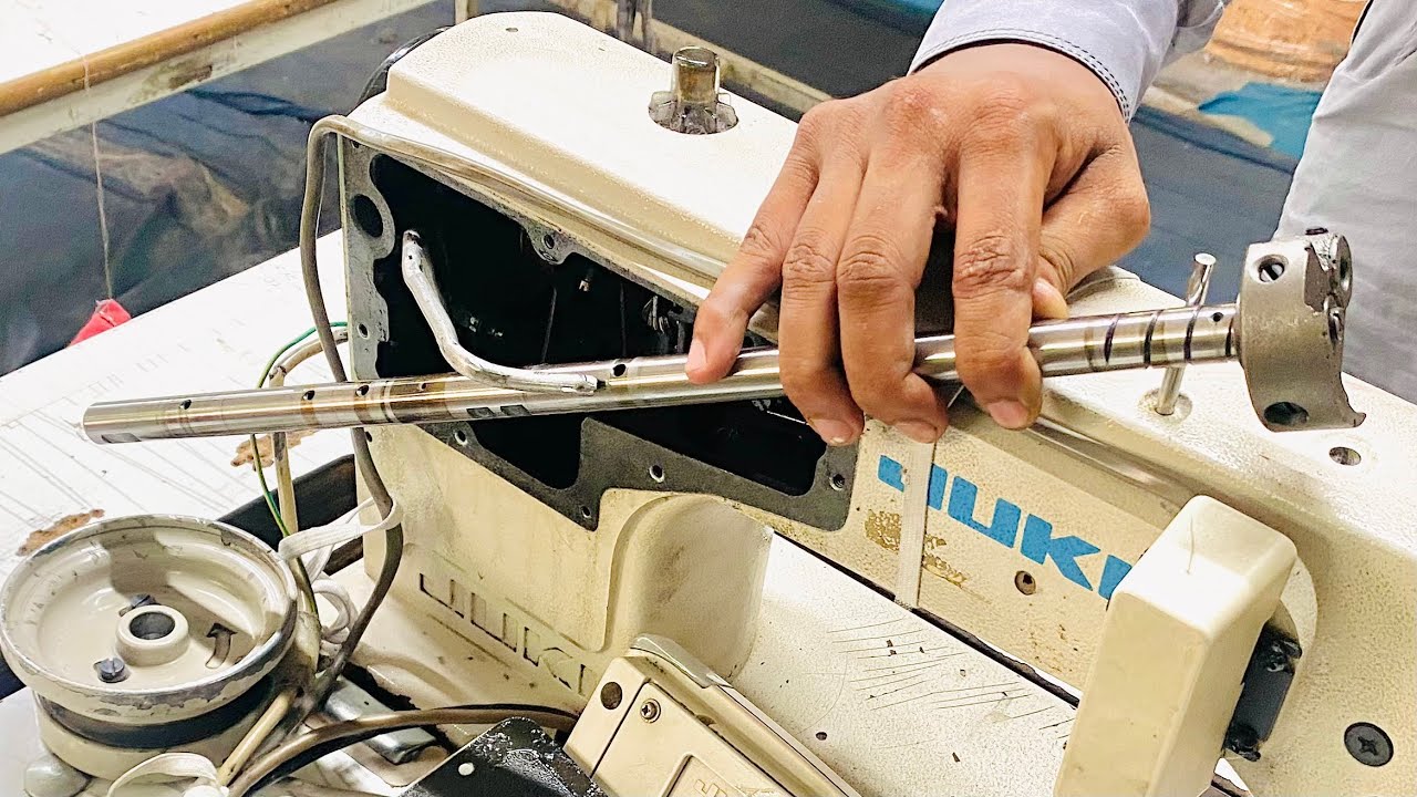 Main Shaft Oil Working Sewing Machine