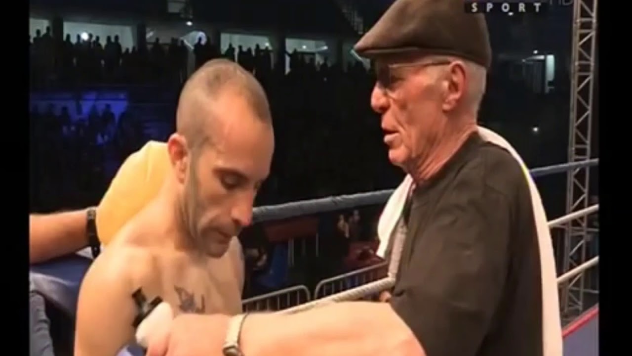 Paco Ureña boxeo en Francia 1 de 2