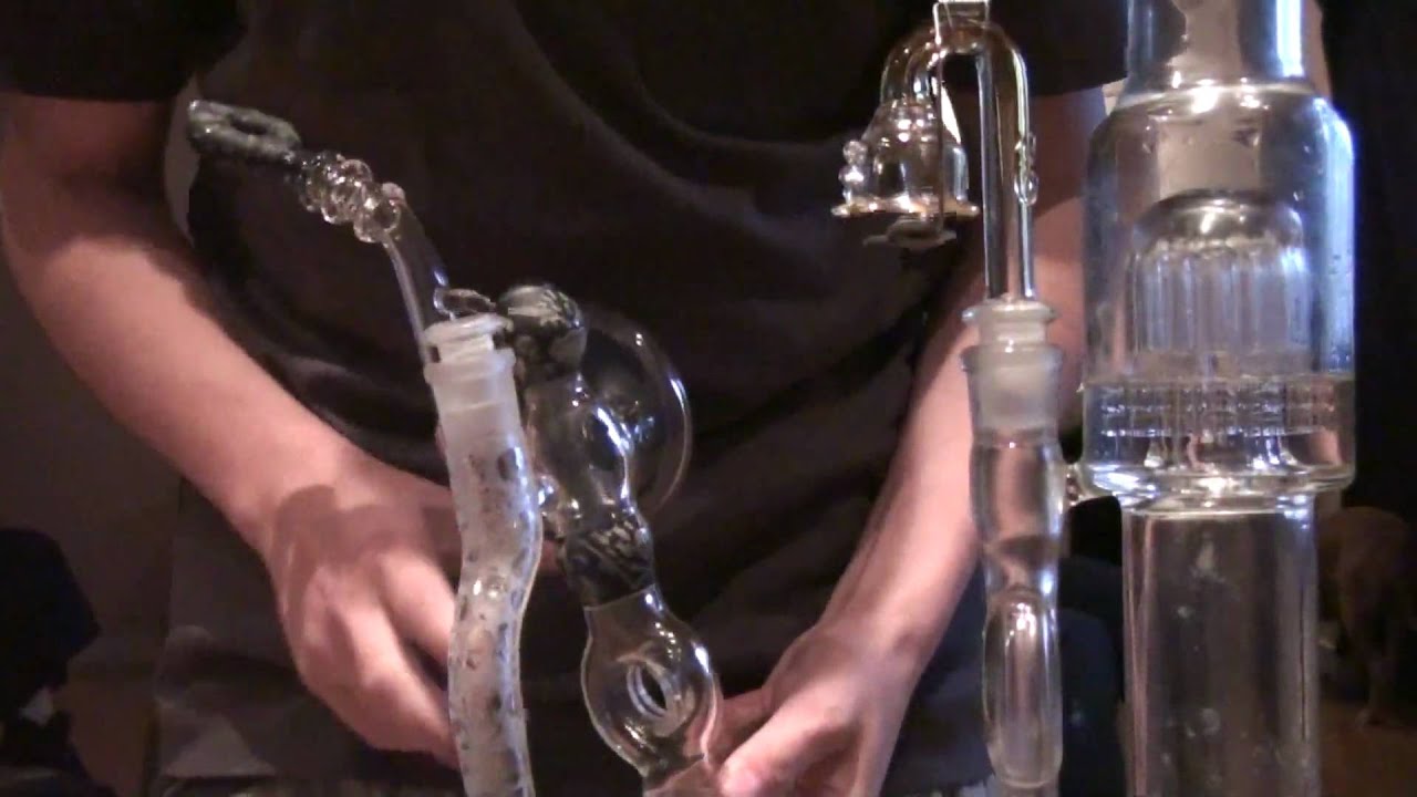 Smoking That Louis XIII OG Wax With New InLine Bubbler From Wicked Sands