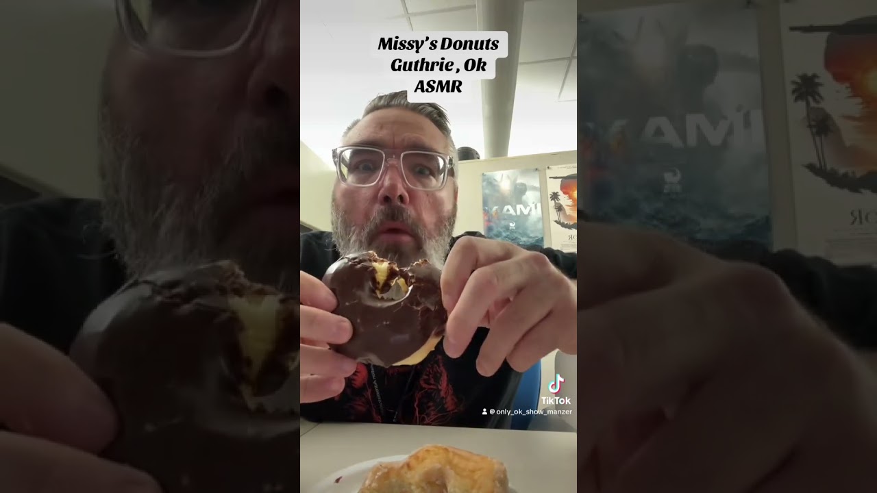 🍩 Happy National Donut Day! 🍩 🍩 Happy National Donut Day! 🍩