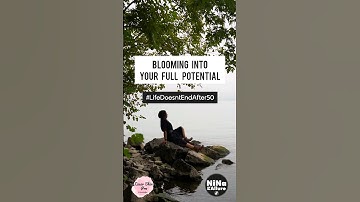 Looking inward to rise outward: Self-reflection is the key to unlocking your full potential. 🌟🤗