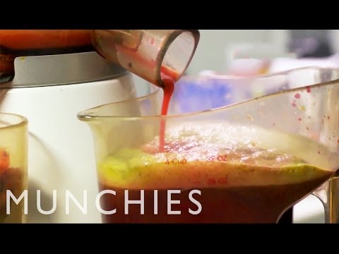 how-to-juice-and-smoothie-with-john-joseph