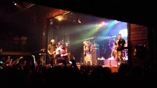 Lagwagon - Exit (No Use For A Name cover) @ Carioca Club, São Paulo, Brazil 2013-06-10