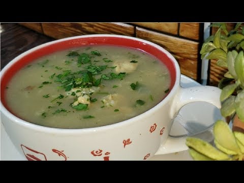 فيديو: لذيذ وبسيط: حساء الدجاج مع الأرز