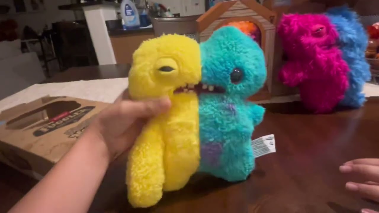 Unboxing FUGGLERS misfit monsters and BUTT ugly pets!