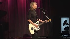 Taylor Performs "Wildest Dreams" at The GRAMMY Museum  - Durasi: 4:06. 