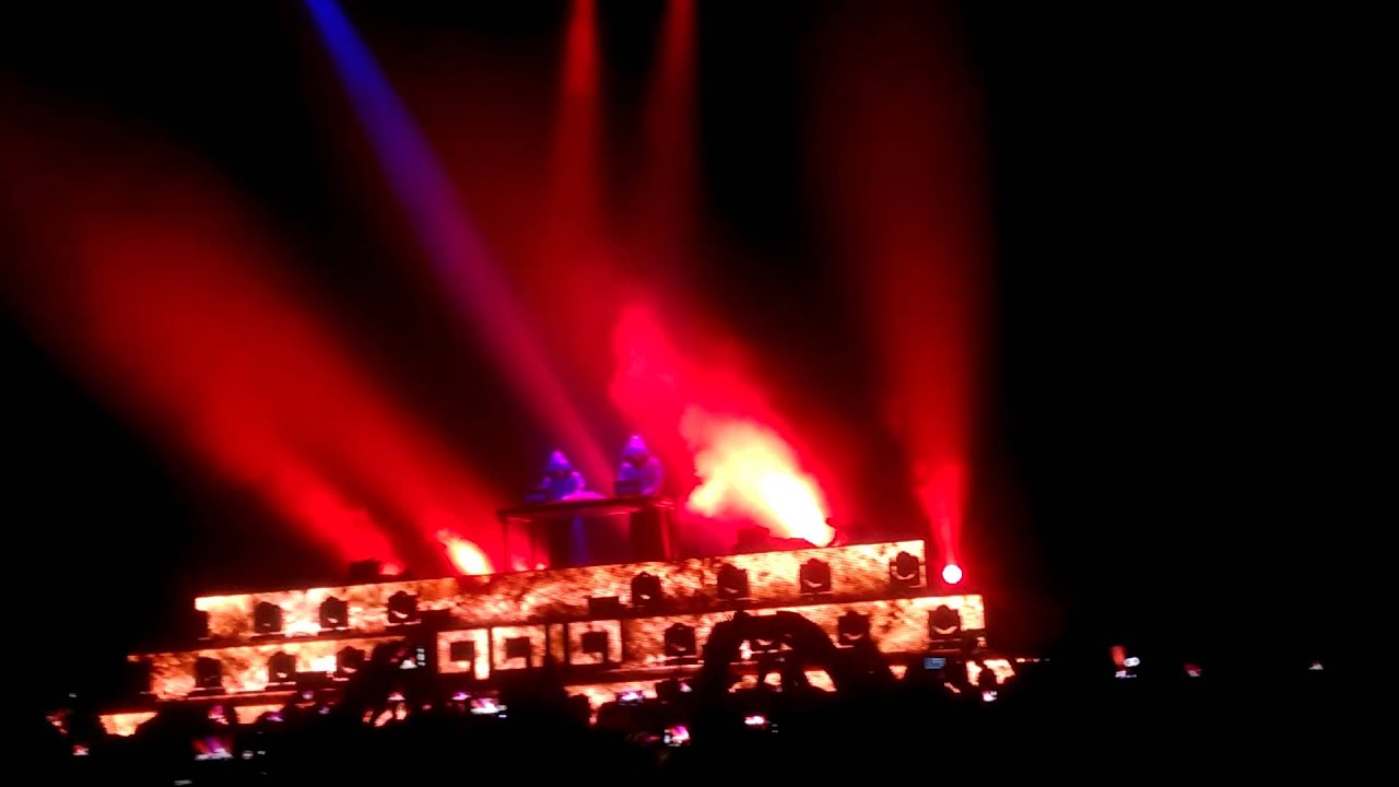 Gaia - Tuven intro mix @ armada night