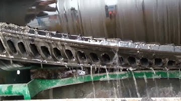 BELT CLEANING: MARTIN® Cleanscrape Demo - wet & sticky