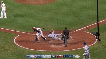 TOR@BAL: Travis extends lead with an RBI double